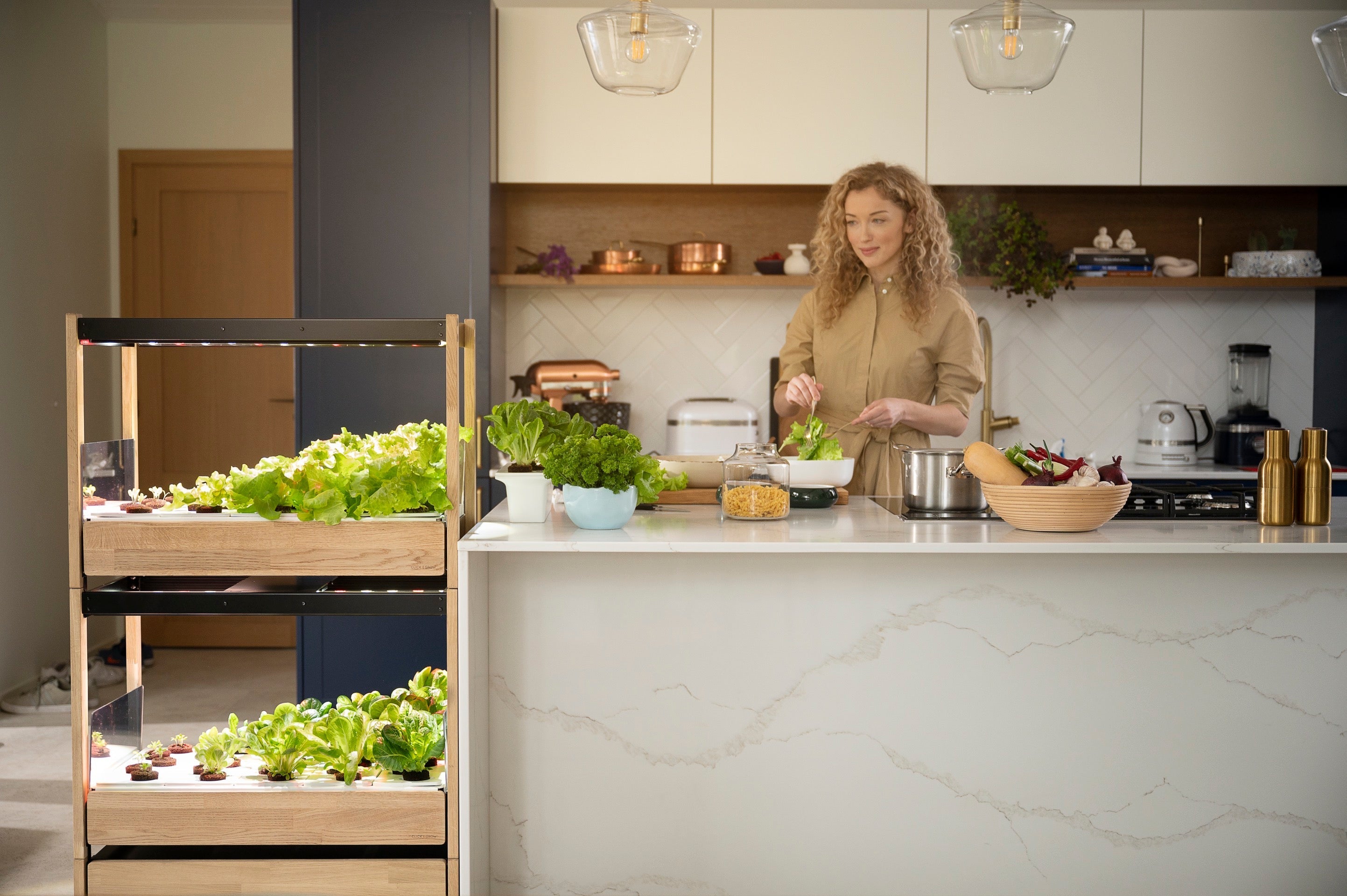 The Ultimate Click & Grow 25: Your Smart Indoor Garden Solution - modernized.nl