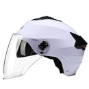 Motorhelm met achterlicht